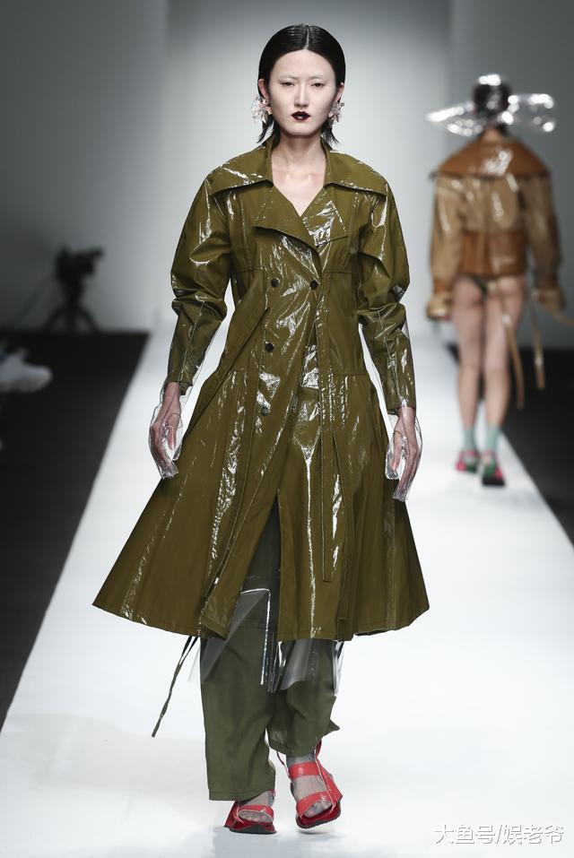 MINNANHUI2019春夏上海时装周秀——Lolita