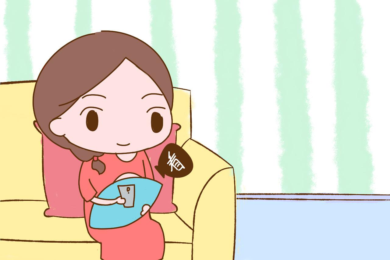 一个爱玩手机的宝妈, 会给宝宝造成哪些影响? 别不在意