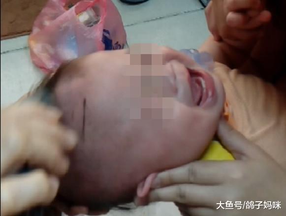孩子剪发跟要他命一样, 太难为理发师了!