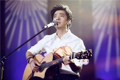 《中国好声音》清华学霸vs港台3大佬! 哈林无奈: 他又说成语了!