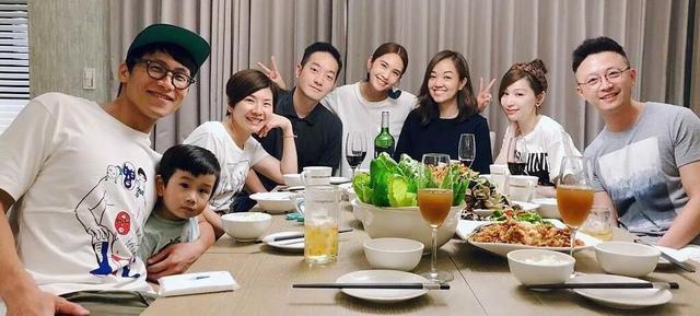 李荣浩亲自下厨为杨丞琳庆生, 最般配的爱情其实就是相爱!