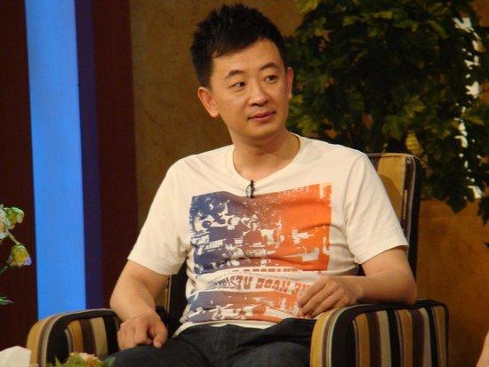 一夜之间身败名裂的5大明星, 李小璐不算啥, 最后一位丢人到国外!