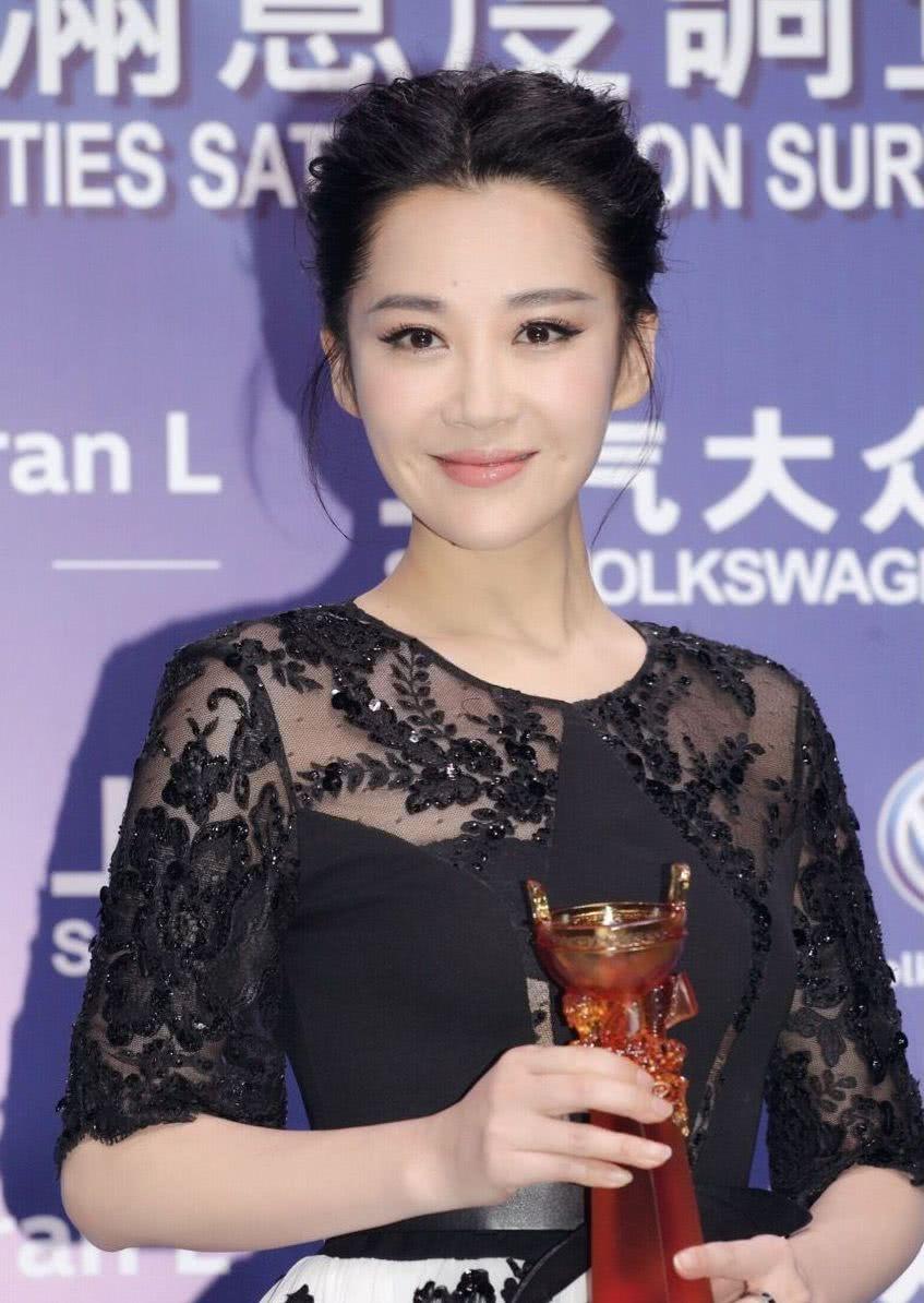 许晴拍得最温柔的一组活动图,第6张曾经是无数人的桌面!