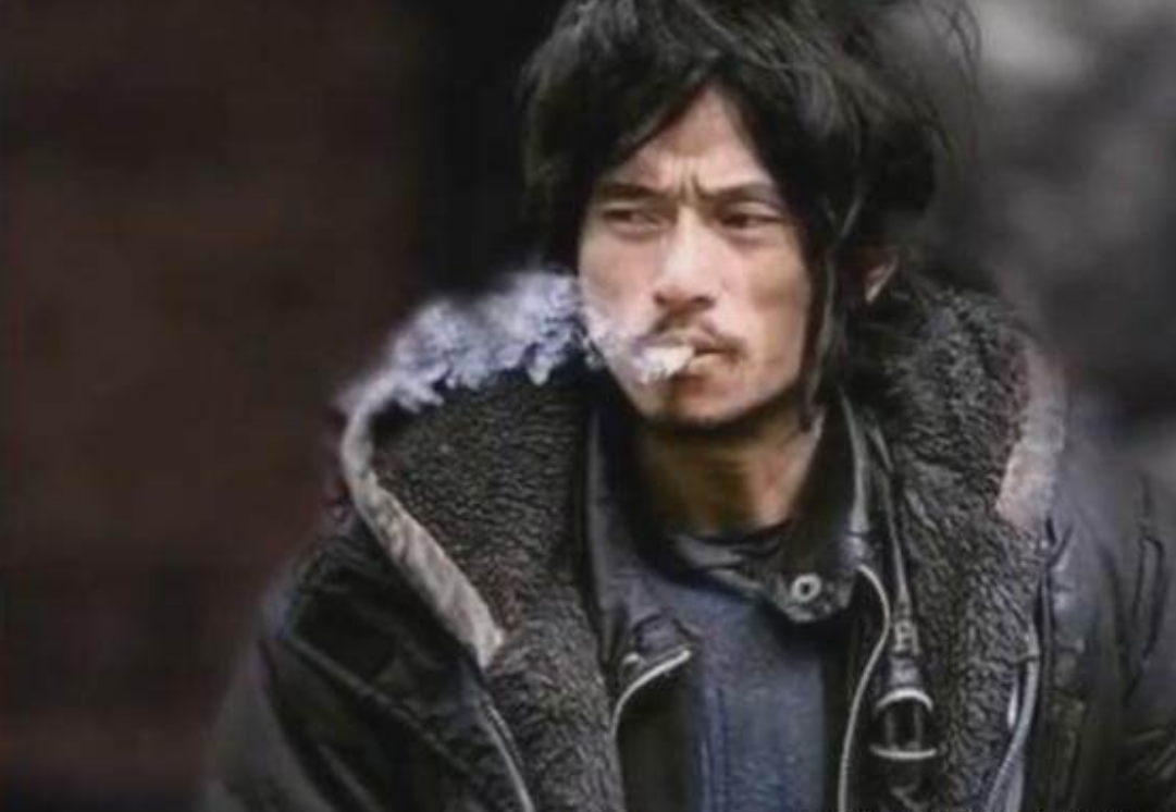 曾红遍网络的"犀利哥", 现在过得怎么样了? 网友道出了心酸实情