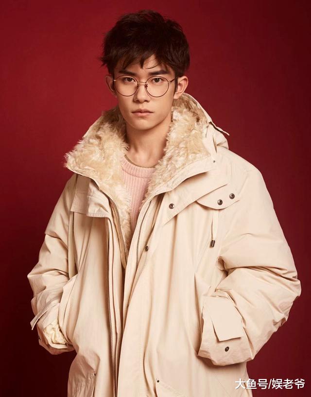 Bottega Veneta亚太区代言人易烊千玺演绎2019早春系列