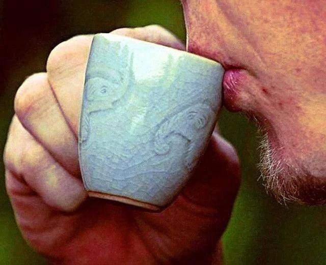 上流社会的奇葩产品象屎咖啡, 一杯比猫屎咖啡贵十几倍