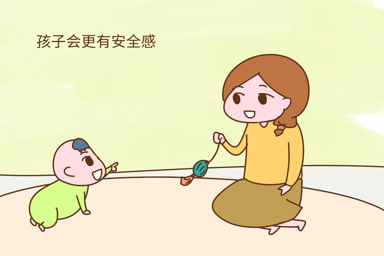 独自带娃和有人帮忙, 对宝妈来说差别有多大? 这几方面对比强烈