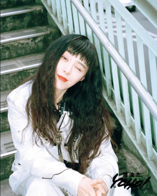 范冰冰胶片质感封面挑战无PS修片 异色瞳孔演绎不良少女