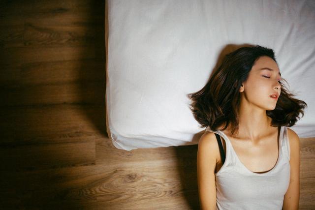 这4种女人非常随便, 千万别上手, 丢不起那个人