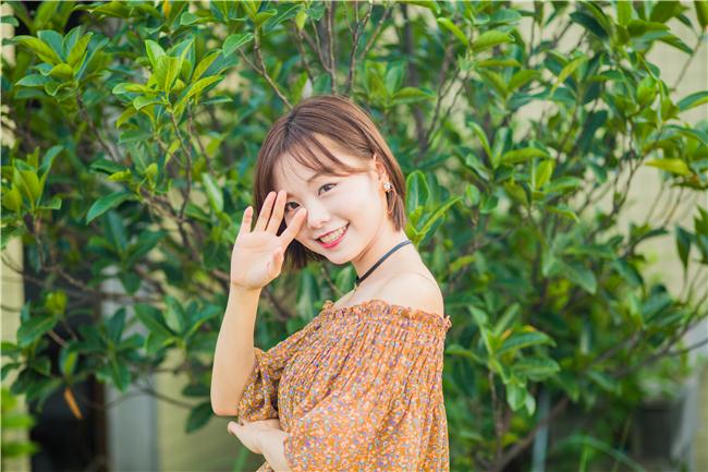 他很撩很宠, 每次加班时他的举措都会让我害羞, 结果我错了