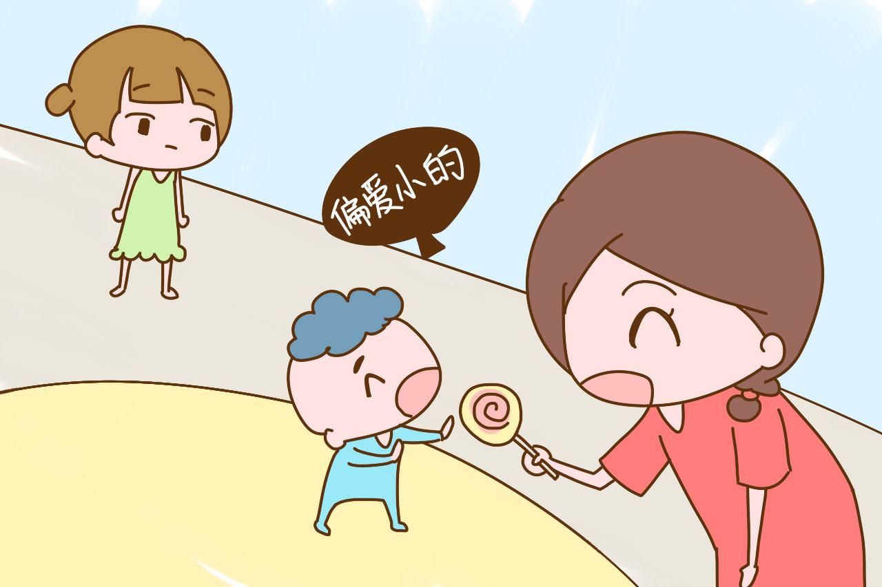 都是自己骨肉, 为什么父母都会无意识偏心? 别让一碗水端平成笑话