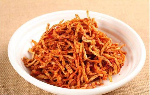 不管老少, 这5种食物再喜欢也别贪吃, 可能导致骨质疏松, 易骨折