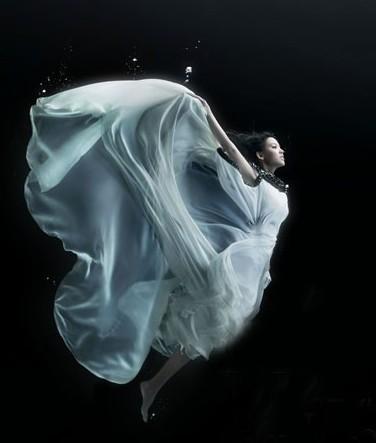 对于许多男人而言, 只有在贫困时才需要贤妻良母