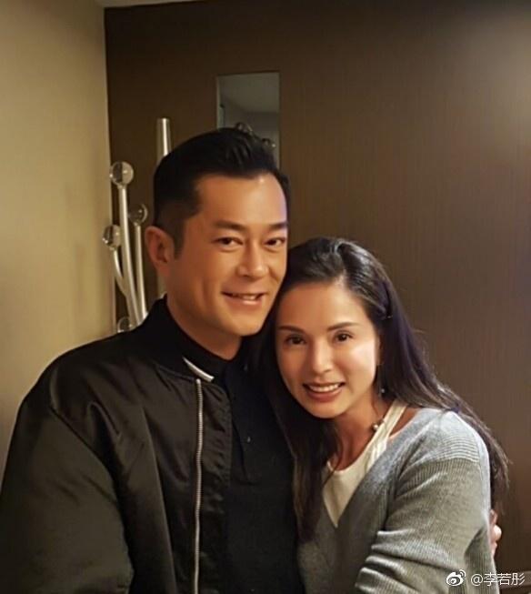 姑姑和过儿同框啦! 李若彤晚餐偶遇古天乐, 合影发文感叹时间流逝