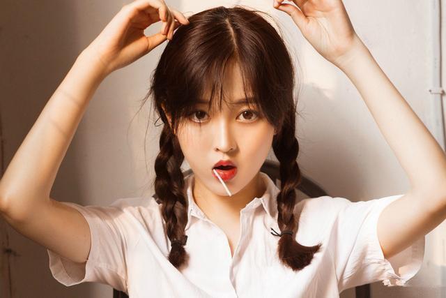 有哪些表现的女生是情场老司机?