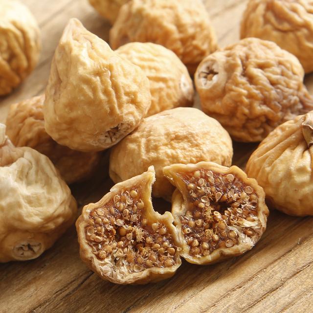 高血压不要总是吃药? 多吃这几种碱性食物, 平稳血压胜过降压药