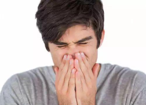 为什么早上起来, 感觉嘴里总有股苦味? 可能是这四个原因!