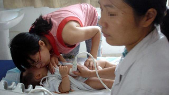 3岁宝宝永久失去生育能力, 就是在家坐它导致的, 家里有的赶紧扔!