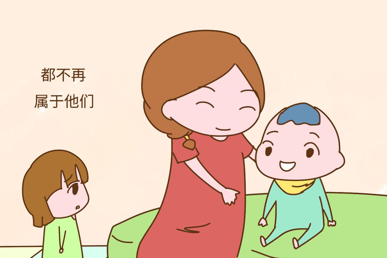 生二胎, 孩子长大就不孤独? 不, 父母所有的爱和财产都不再属于他
