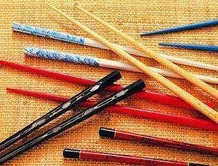 老夫妻确诊癌症, 儿子医院走廊痛哭, 狂扇自己说都怪我不孝!