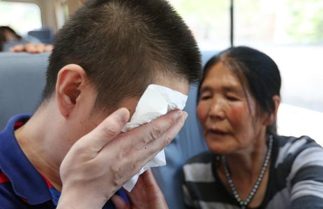 36岁男子患绝症, 医生让他住院, 他却偷偷跑了! 医生: 可惜了一个好人