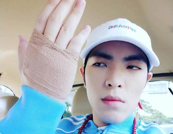萧敬腾直播爆哭怎么回事? 自曝金曲奖主持压力太大