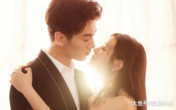 陈晓陈妍希罕见同框, 全程微笑心情好! 网友: 两口子太低调了!