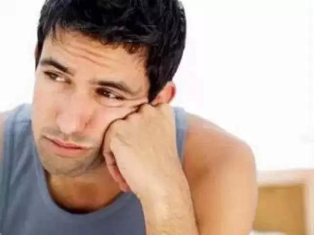 男人晨起, 如果没有出现4个症状, 恭喜, 你的身体还算健康