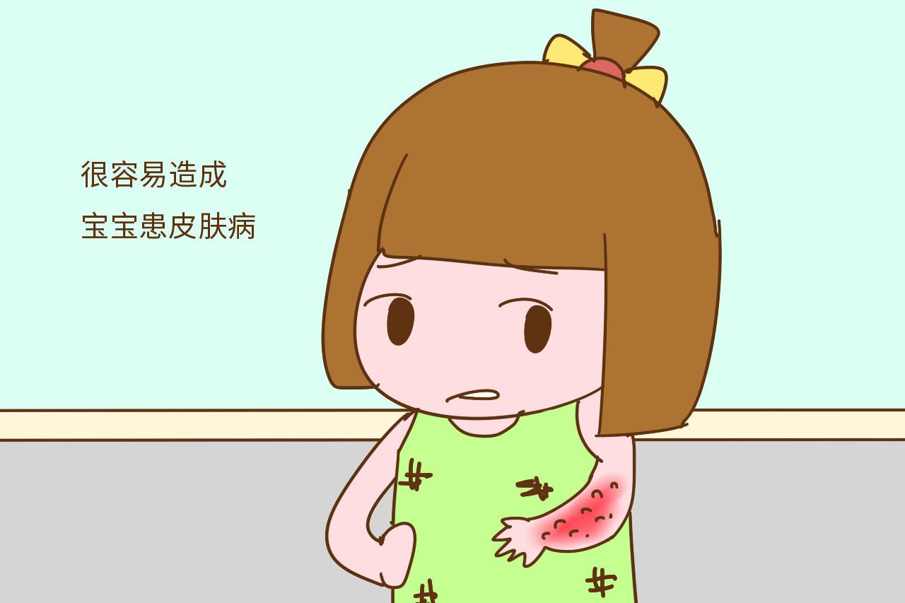 经常给孩子穿这种衣服, 不仅容易生病, 还会让自卑渗入骨髓