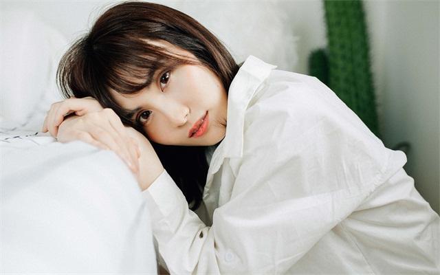 女人有这5个表现, 想都不用想, 她已经是你的人了!