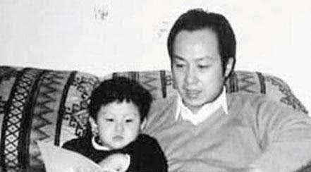 著名央视一哥罗京去世已9年, 如今妻子改嫁富豪, 儿子长大认不出!