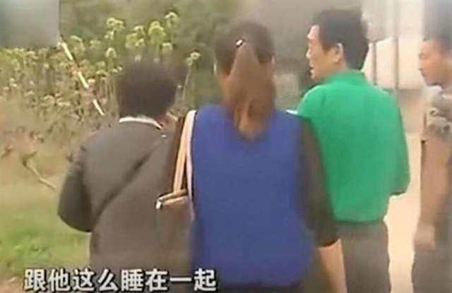 51岁大妈恋上36岁小伙同处21天后, 知实情后女儿一脸的崩溃