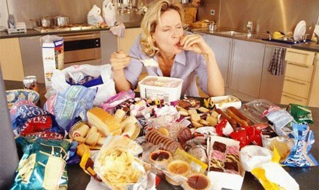 为什么早上起来, 感觉嘴里总有股苦味? 可能是这四个原因!