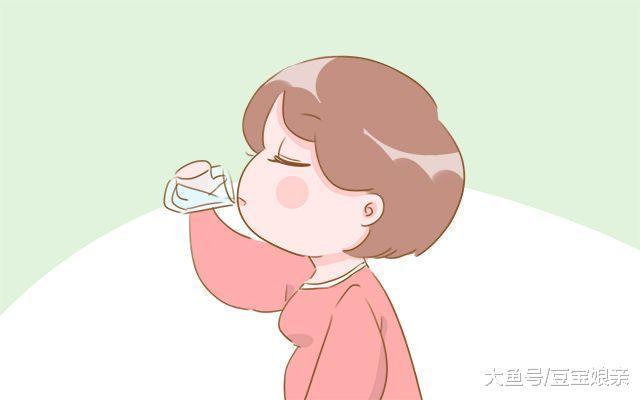 孕妈勤做这4件事, 可以让羊水变清澈, 对胎儿发育更有利