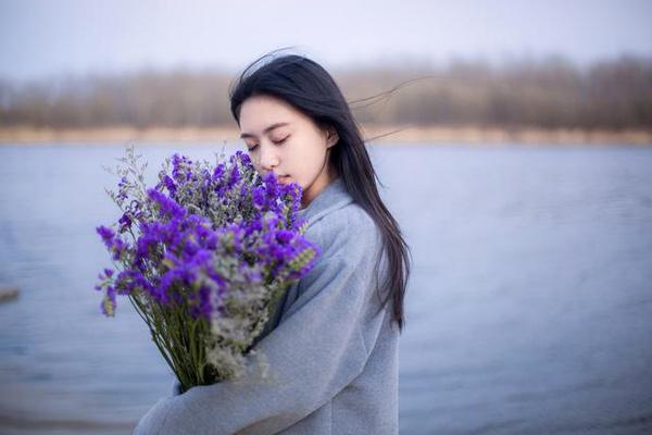 和心爱的人慢慢变老, 还有什么比这更幸福呢?