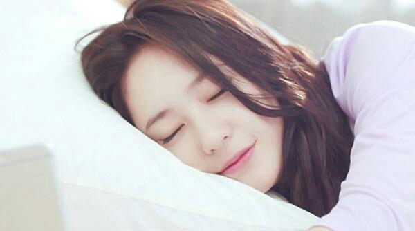 睡觉时有这5个特征, 恭喜, 你的身体很健康! 可能是长寿体质!