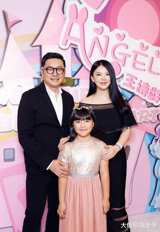 从小胖到大的王诗龄抛下爸妈独自先瘦! 娱乐圈又多了一个小仙女!