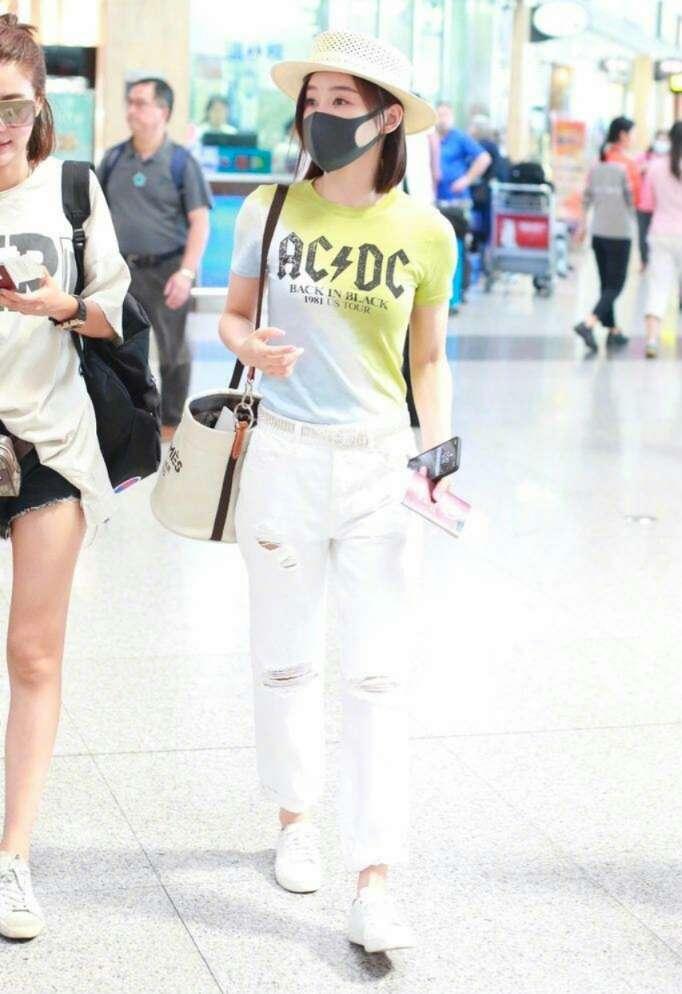 女明星机场私服秀 马伊俐 江疏影 袁姗姗等人谁的衣品更好 娱乐资讯 存满娱乐网