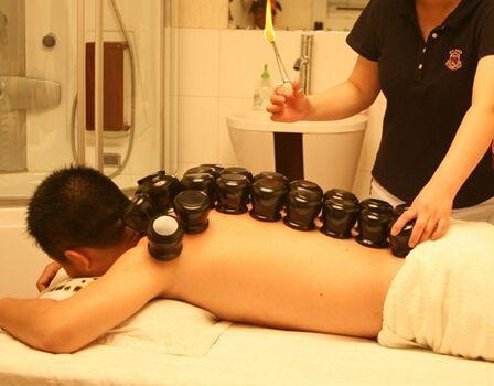 湿气太重别傻傻去拔罐, 白开水里加点它, 排除湿气体重减到2位数