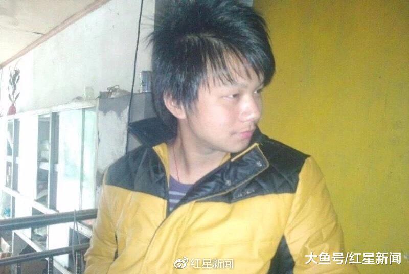 ?? “网购仿真枪判无期案”明日再审 母亲提前为儿子买了两件新衣