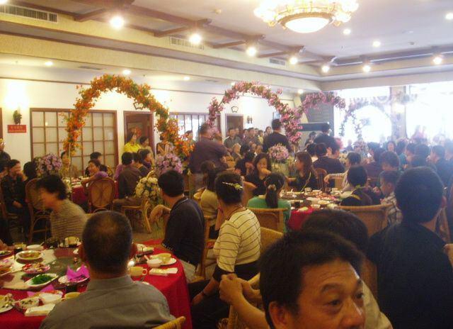 父亲去世, 母亲出走, 舅舅养了我十五年, 出嫁那天我跟他断绝关系