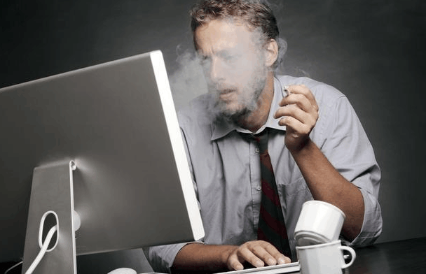 长期抽烟的人, 身体有这3个“变化”! 说明你该“戒烟”了