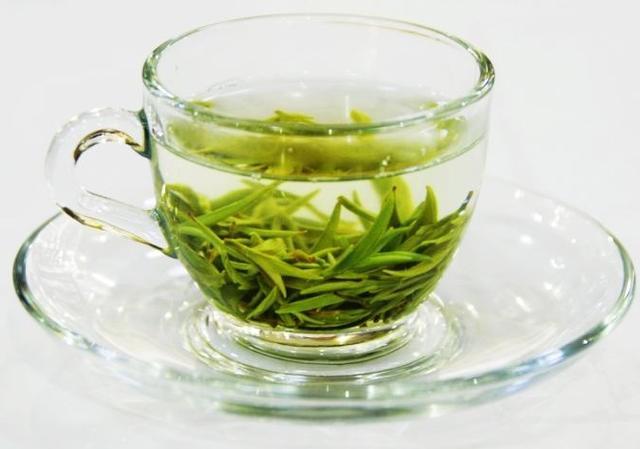医生: 这个时间吸烟危害最大! 很容易损害肠道, 可惜许多人不知道