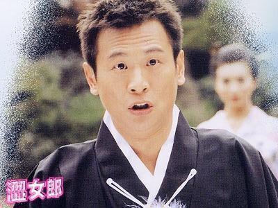 他是荧幕最佳“贱男”, 年少轻狂气死将军父亲, 如今一心向佛