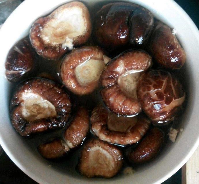 吃货的福利, 教你自制香菇酱, 比老干还下饭!