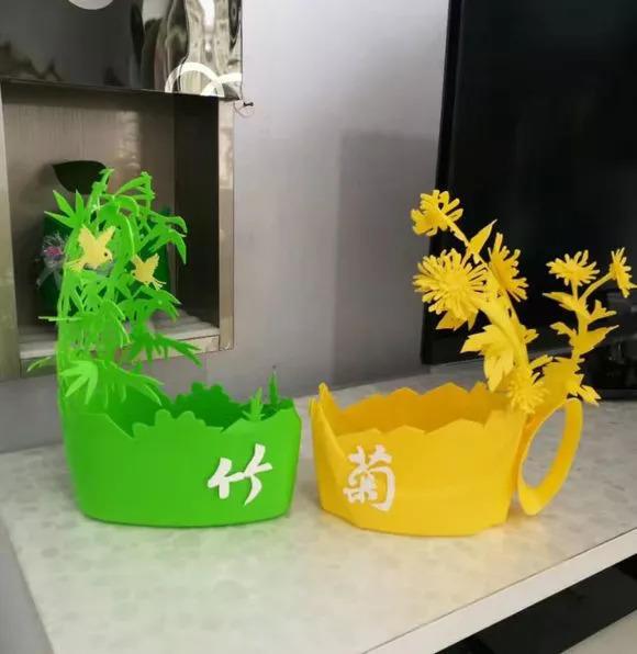 用完的洗衣液桶, 咔嚓剪2刀, 1年的花盆都不用买了, 省大笔钱!