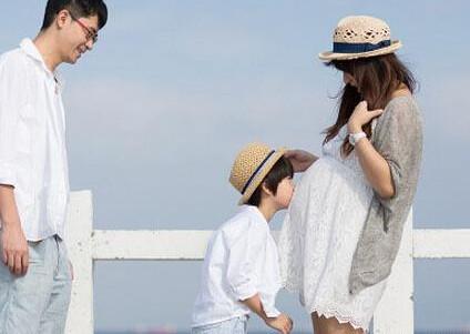 生二胎不止能减少养老压力, 对宝妈还有这4大好处