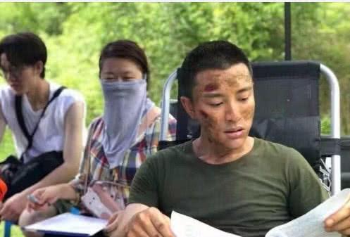 贾乃亮一头泥拼命拍戏暴瘦, 粉丝喊话: 人生没有不变的永恒