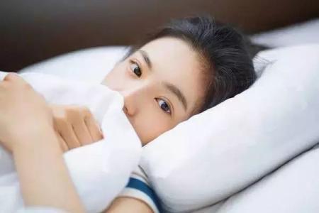 如果这样对待女生, 更容易被她们吸引