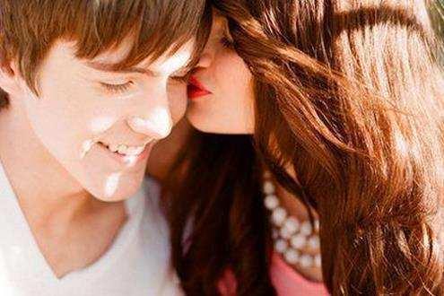 女生约会特别喜欢带电灯炮的4个原因, 尤其是第4个